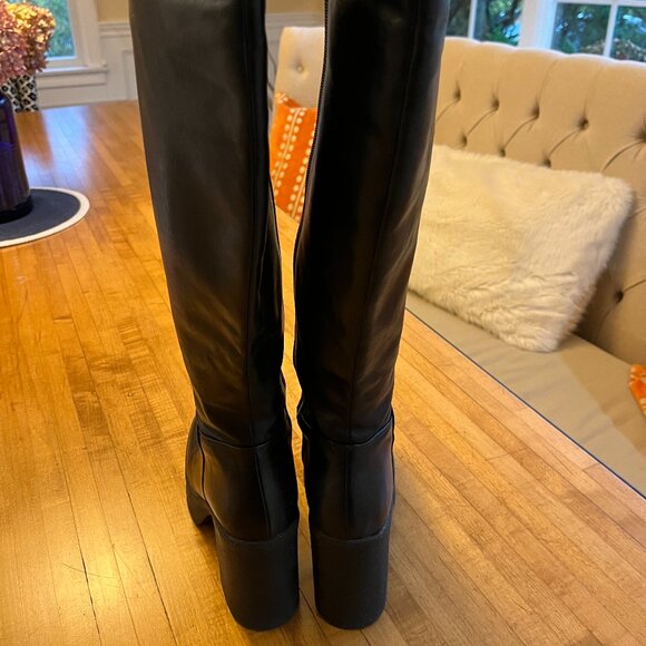 LAMODA Slick Nick Platform Boots - Picture 4 of 4